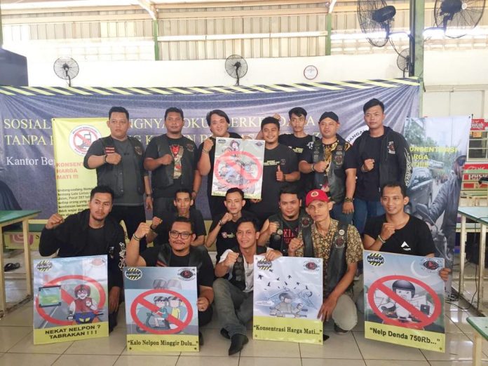 Foto anggota Skills Jakarta yang mengadakan acara Sosialisasi