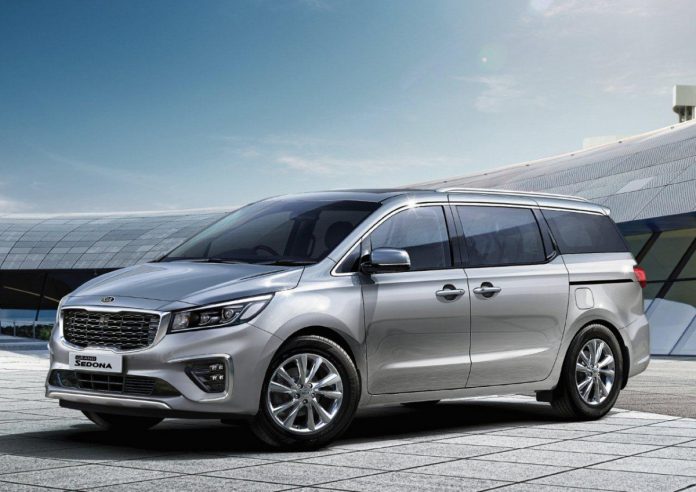 KIA GRAND SEDONA