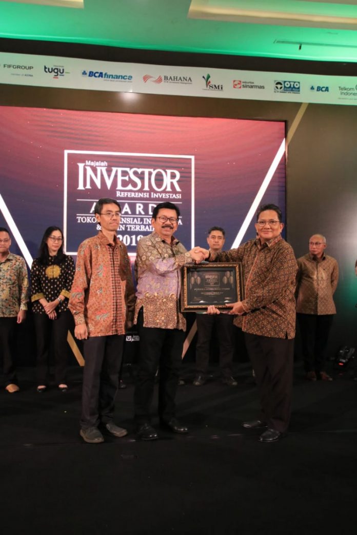Investor1