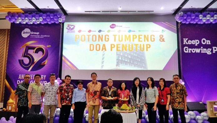 DayaGroup_HUT001