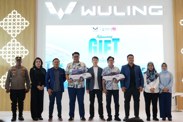 Wuling Umumkan Dua Pemenang Grand Prize dari Periode Pembelian Bulan Februari dan Maret di ajang PEVS 2025