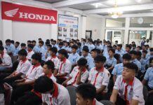 Astra Honda Berbagi Ilmu Bahas Teknologi Honda Vario 125 Street di SMK Yuppentek 2
