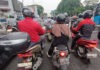 Hadapi Ambulans di Tengah Kemacetan, Pengendara Motor Diminta Tetap Tertib dan Utamakan #Cari_Aman