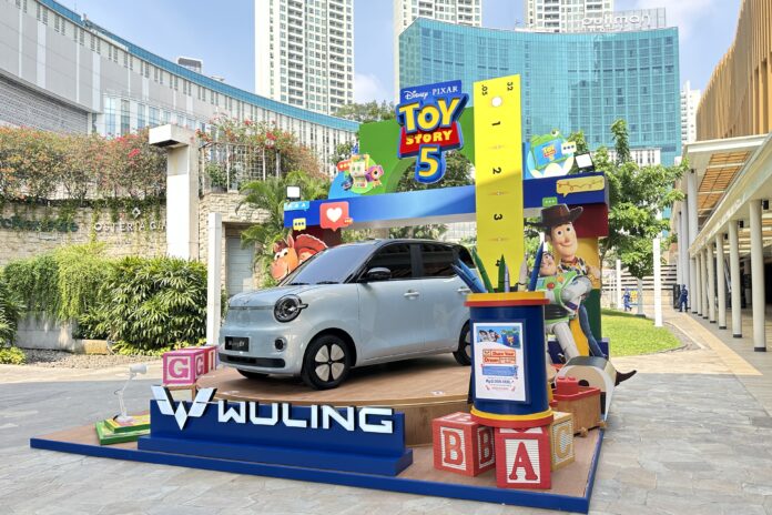 Menempati area Tribeca Park, Central Park Mall, booth Wuling seluas 25 meter persegi mengusung desain tematik yang terinspirasi dari dunia Toy Story