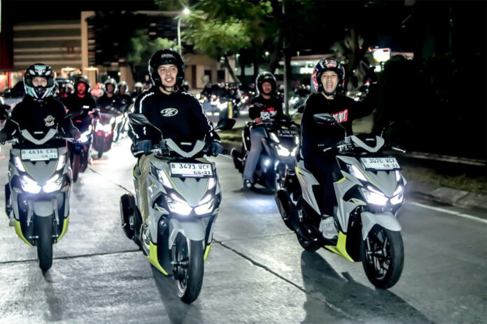 Ratusan Anggota Komunitas Honda Vario Perkuat Silaturahmi dan Budaya Berkendara Aman Lewat Night Ride (4)